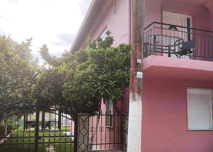 Aspri Ammos House